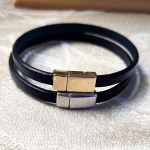 Navy Genuine  Leather Bracelet with Magnetic Clasp Gold Tone or Silver!